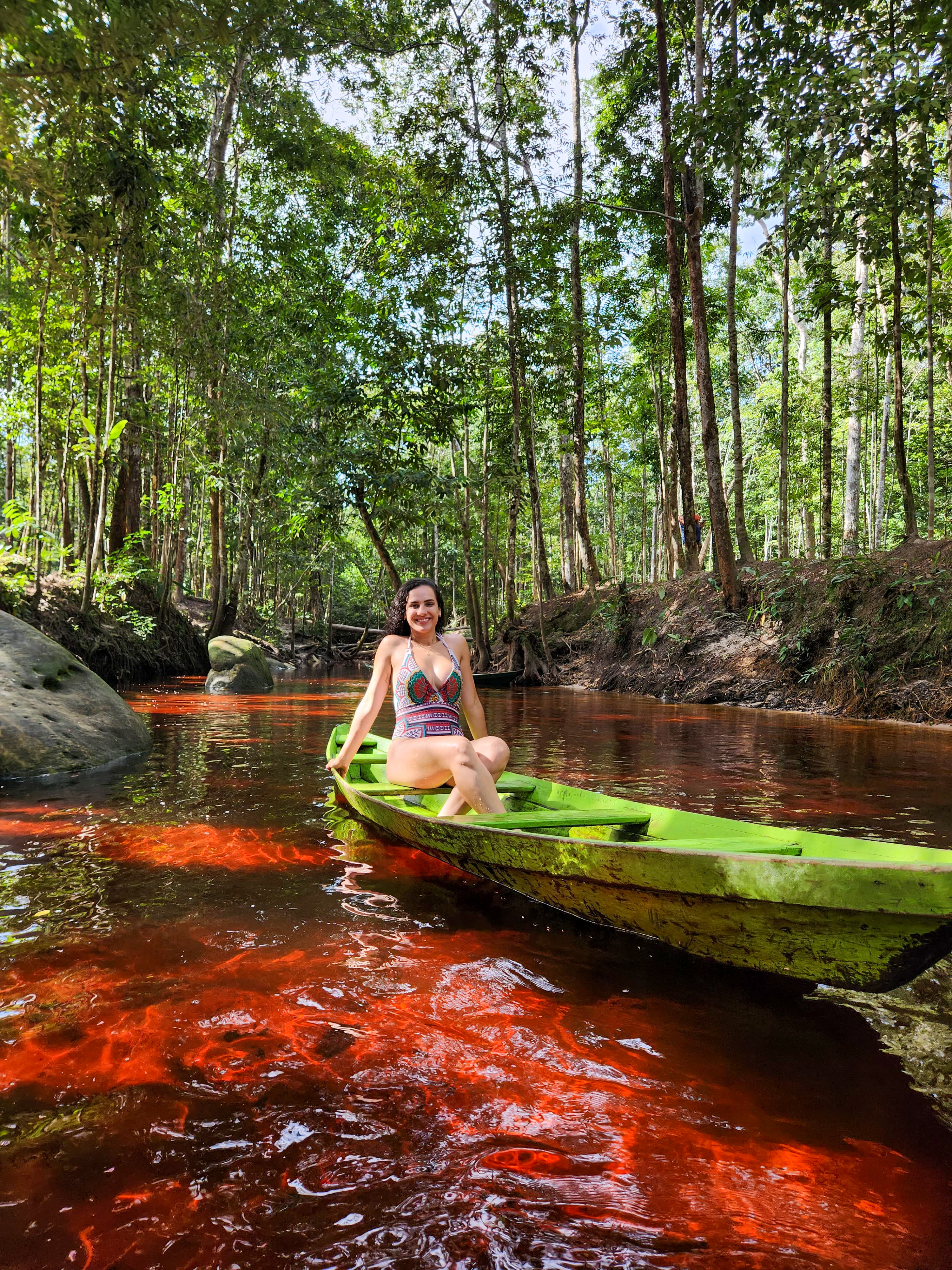 Canoa no Rio Vermelho